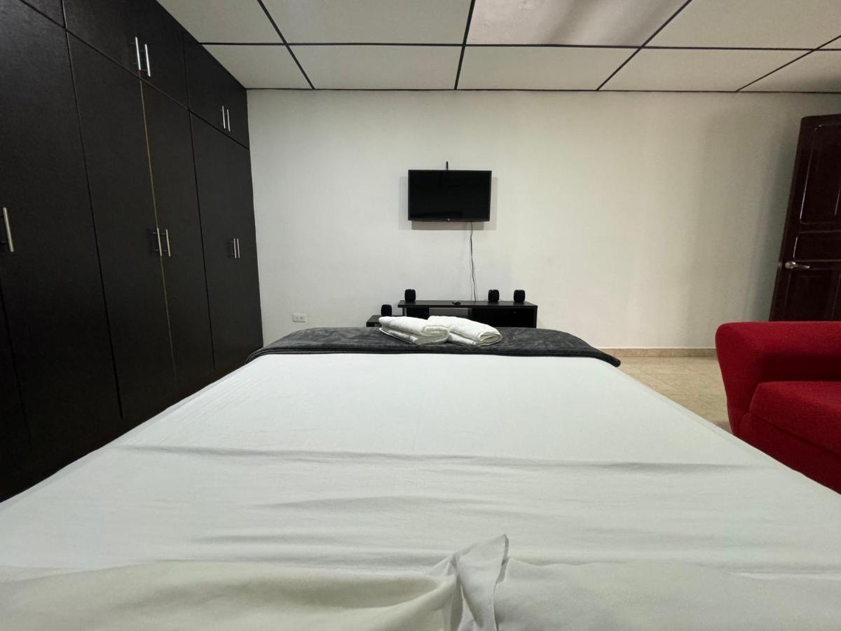 Apartmán Acogedor Apartaestudio Ubicado En La Zona Rosa De Pereira Exteriér fotografie